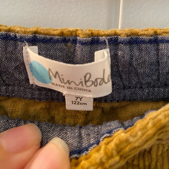 Mini Boden tan corduroy pants (size 7Y) - Picture 2 of 3